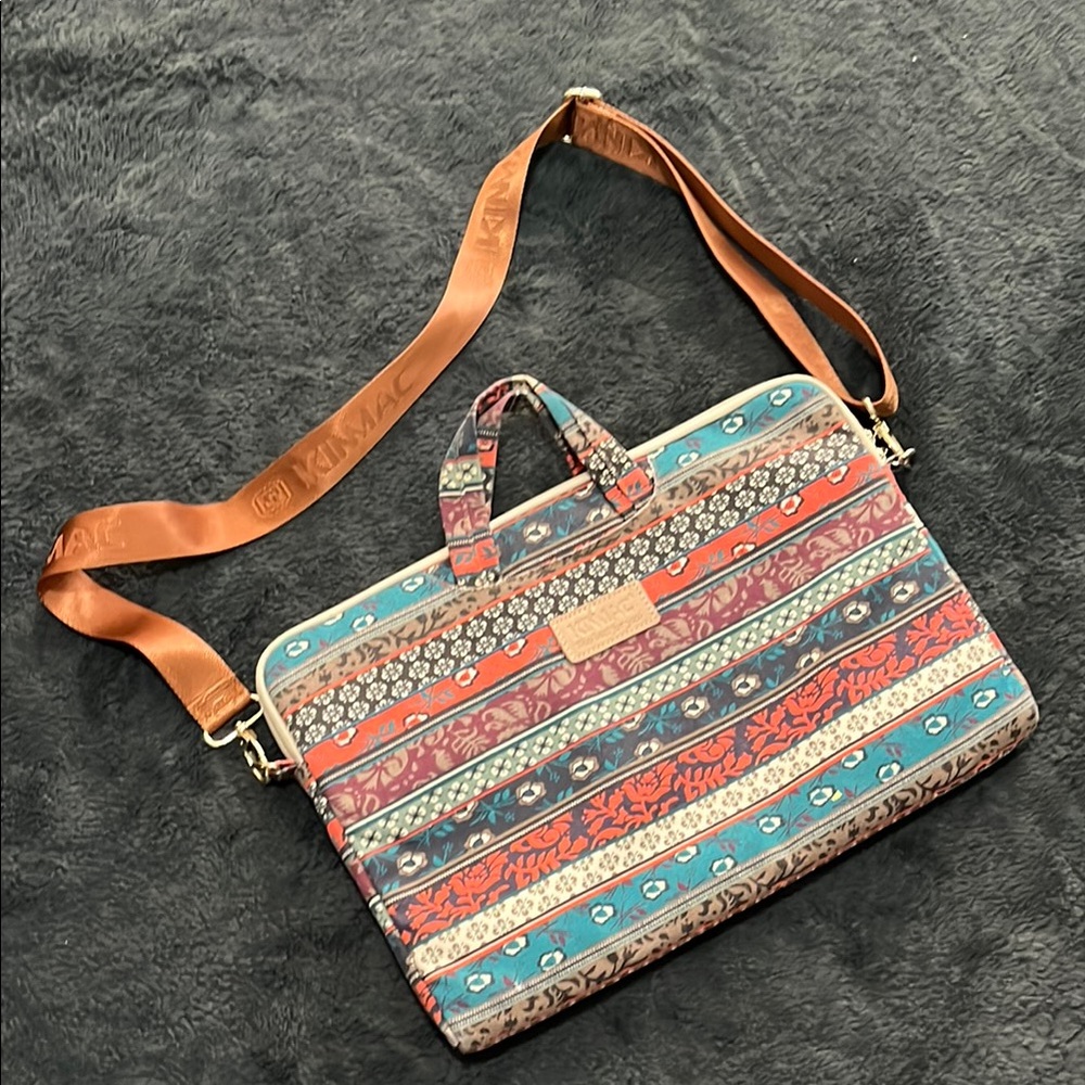 Kinmac Patterned Laptop Bag with Strap
